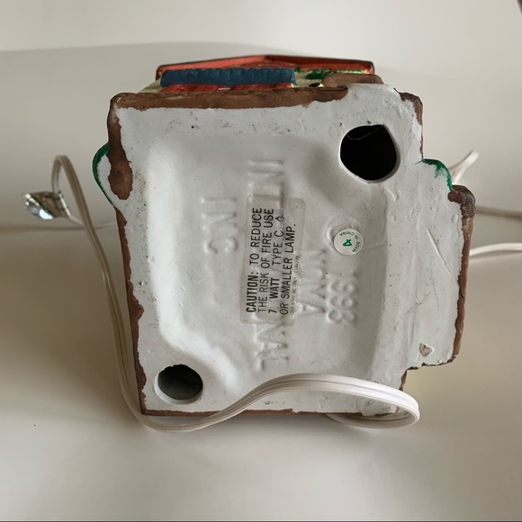 Vintage Dickensville Collectable Lighted House - Picture 11 of 12